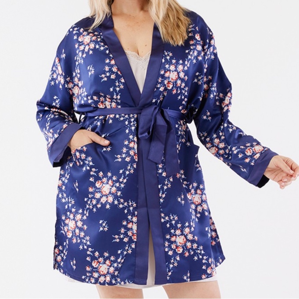 Morgan Lane Silk Robe